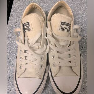 Cream colored Converse All-Star! Sz. 7 thick!